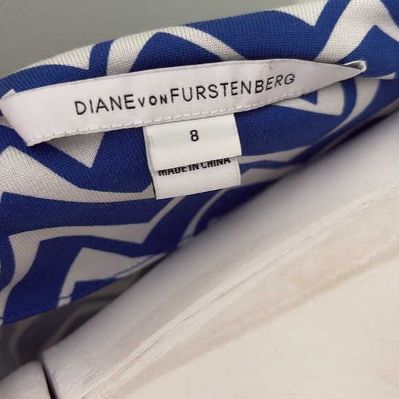Diane von Furstenberg DVF Reina Blue White Zig Zag Geometric Mini Dress Size 8 - Picture 6 of 9